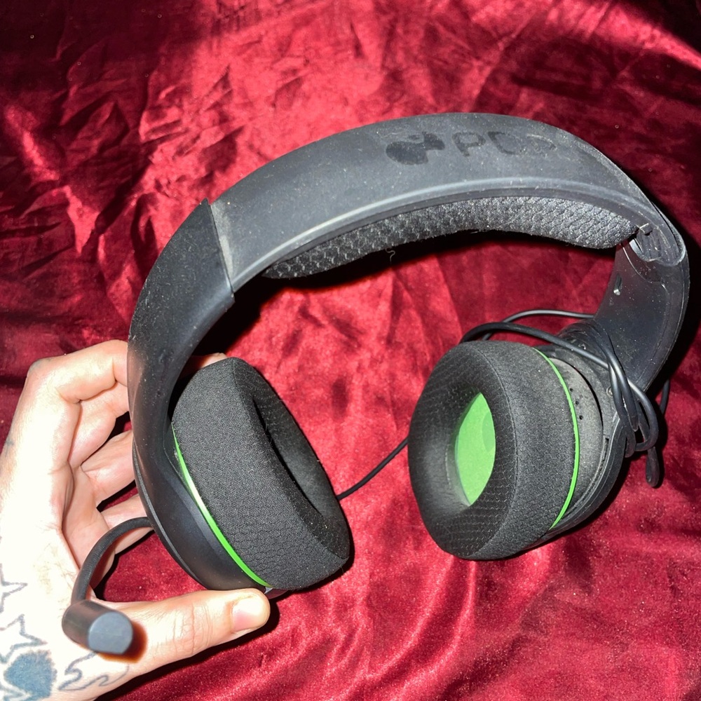 PDP Headset - Picture 2 of 2